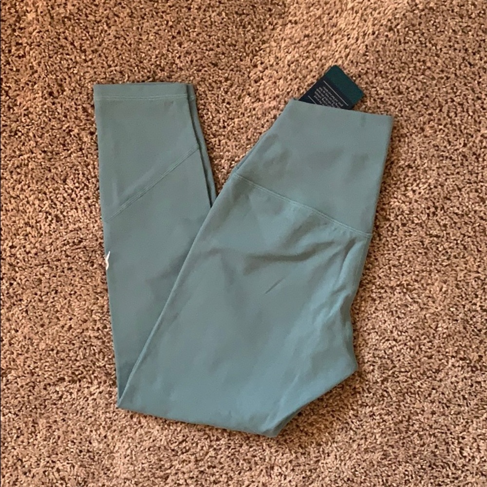 Alainah II Allure 7/8th Legging NWT